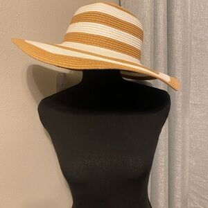 Reduced! NWT Women's Time and Tru Packable Adjustable Band Floppy Beach Sun Hat